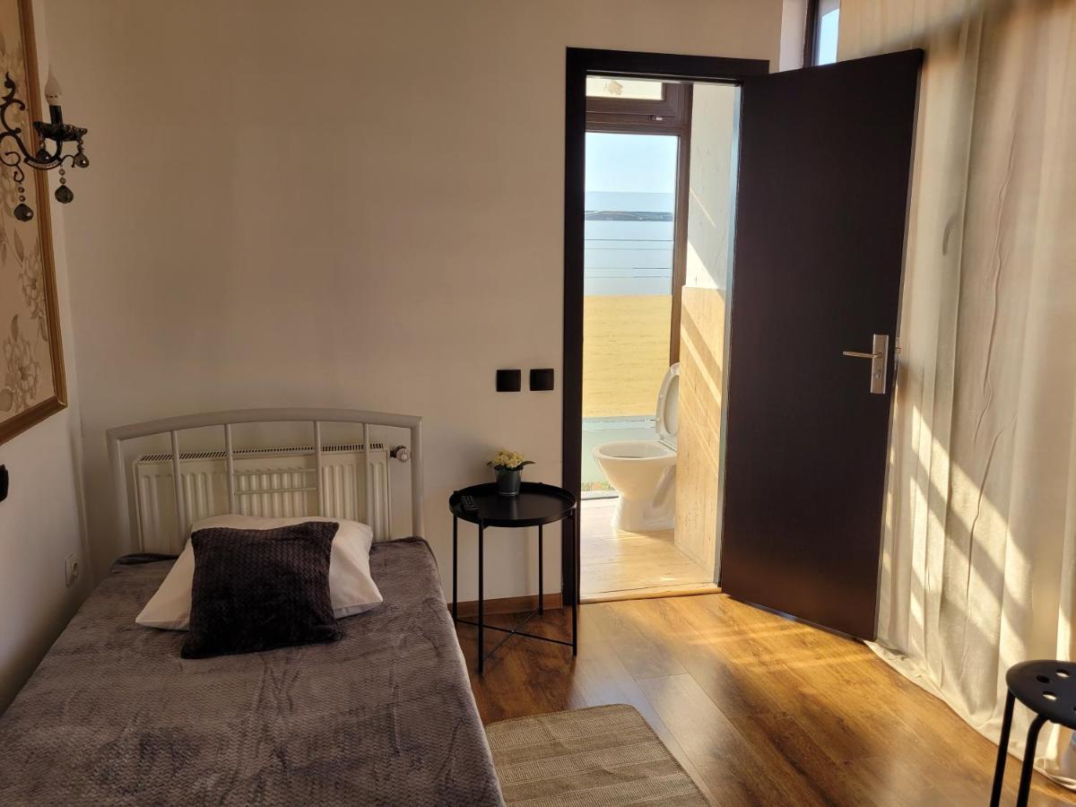 Mag Motel Bukares Bagian luar foto
