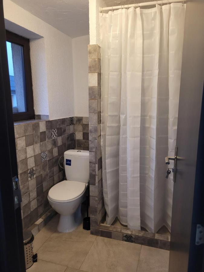 Mag Motel Bukares Bagian luar foto
